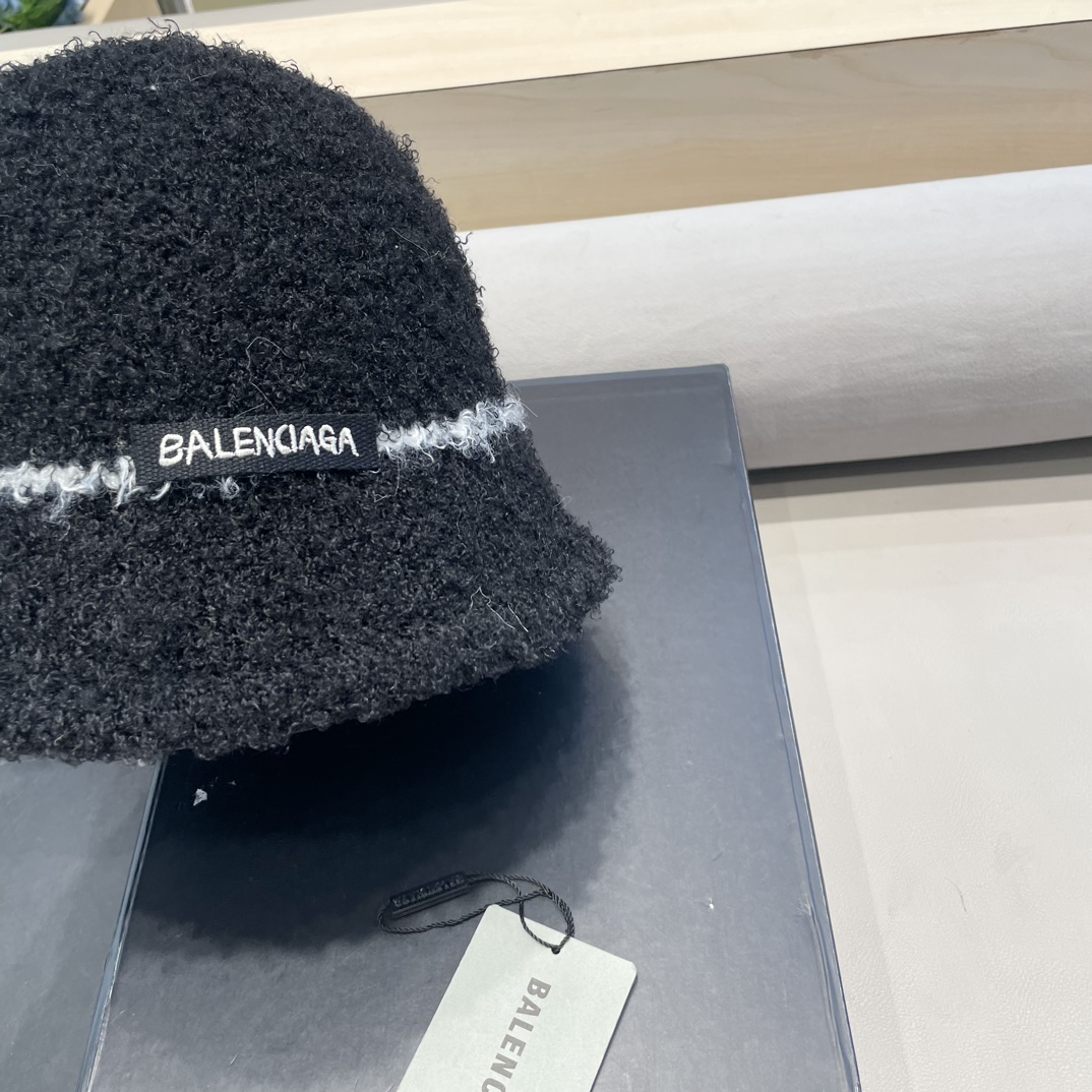 moncler潮牌蒙口凌誉秋冬经典简约灯芯绒鸭舌帽男户外保暖百搭棒球帽子女