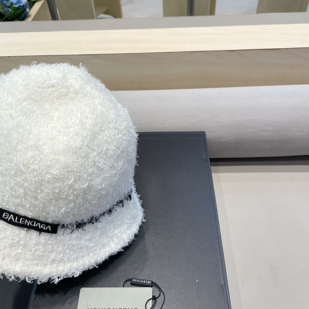 moncler潮牌蒙口凌誉秋冬经典简约灯芯绒鸭舌帽男户外保暖百搭棒球帽子女