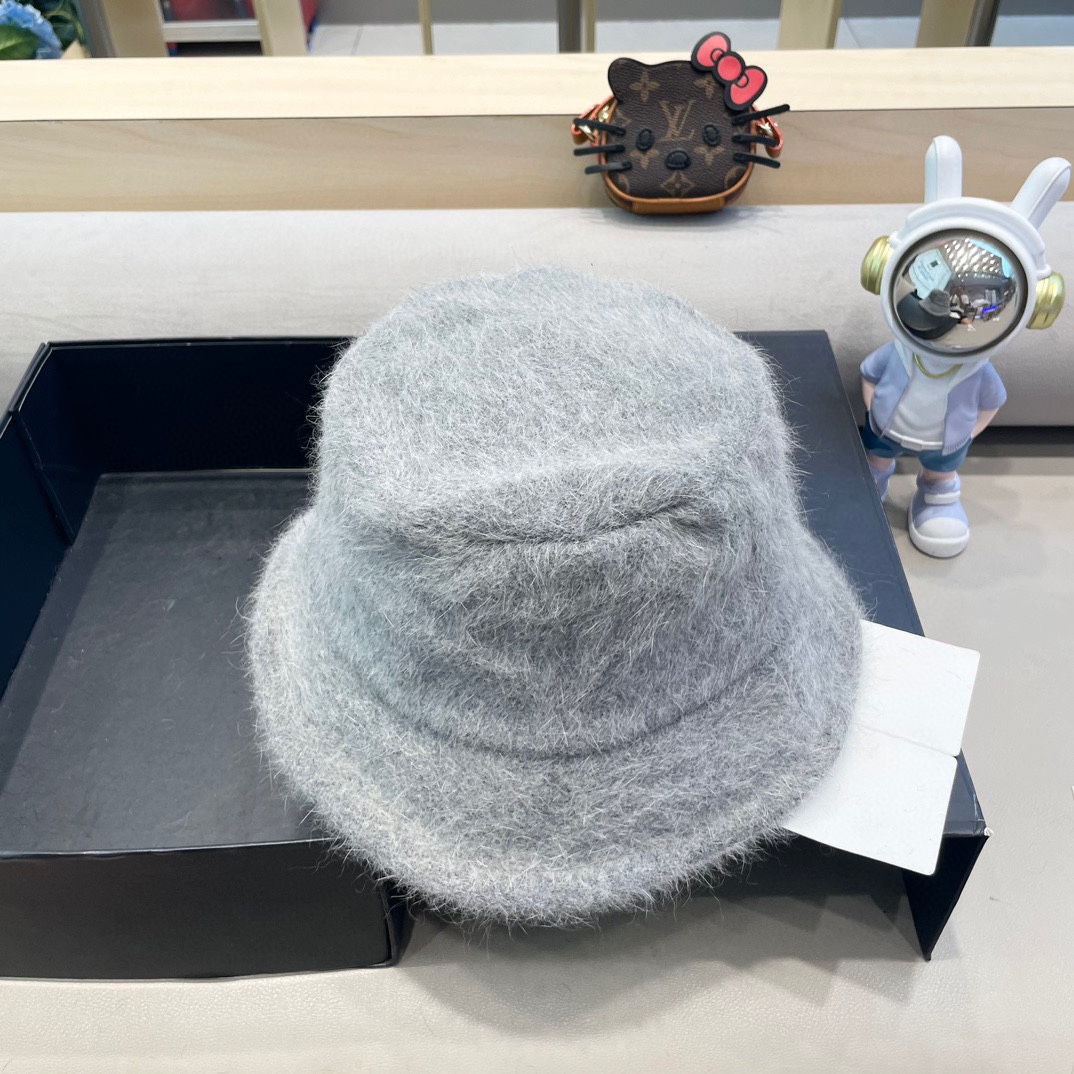 塞琳Celine兔毛渔夫帽女冬季2024新款百搭大头围素颜保暖防寒盆帽毛绒水桶帽