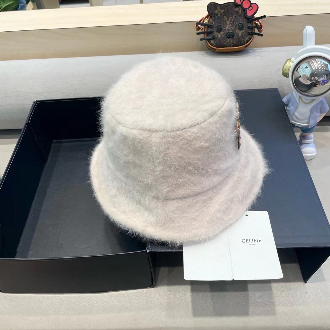 塞琳Celine兔毛渔夫帽女冬季2024新款百搭大头围素颜保暖防寒盆帽毛绒水桶帽