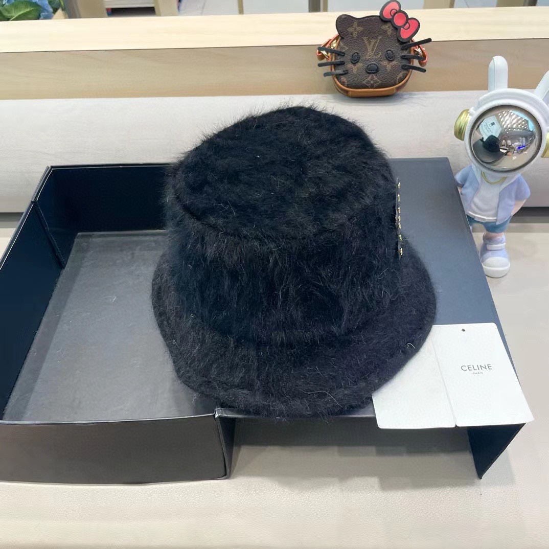 塞琳Celine兔毛渔夫帽女冬季2024新款百搭大头围素颜保暖防寒盆帽毛绒水桶帽