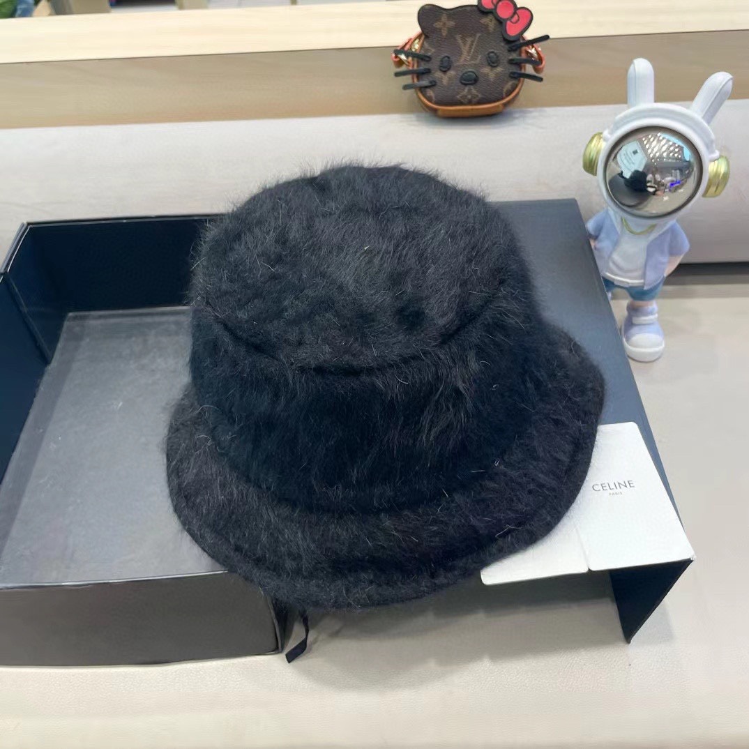 塞琳Celine兔毛渔夫帽女冬季2024新款百搭大头围素颜保暖防寒盆帽毛绒水桶帽