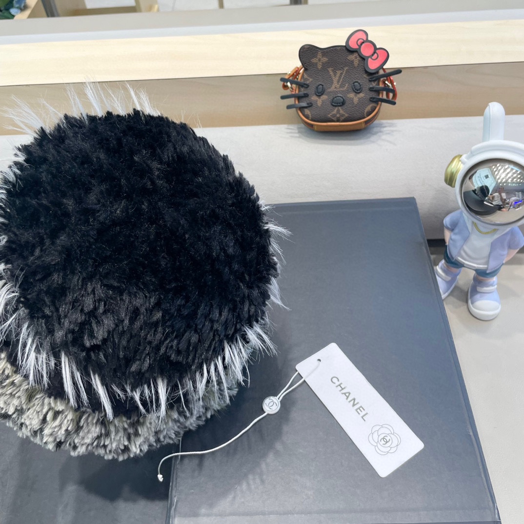 chanel毛绒条纹针织帽子女秋冬季新款显脸小毛线帽韩版百搭休闲加厚保暖