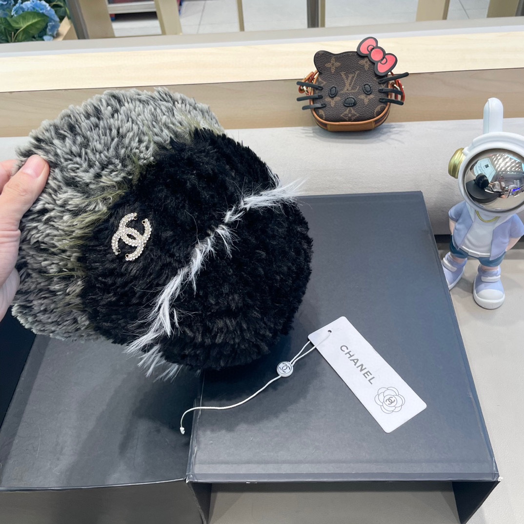 chanel毛绒条纹针织帽子女秋冬季新款显脸小毛线帽韩版百搭休闲加厚保暖