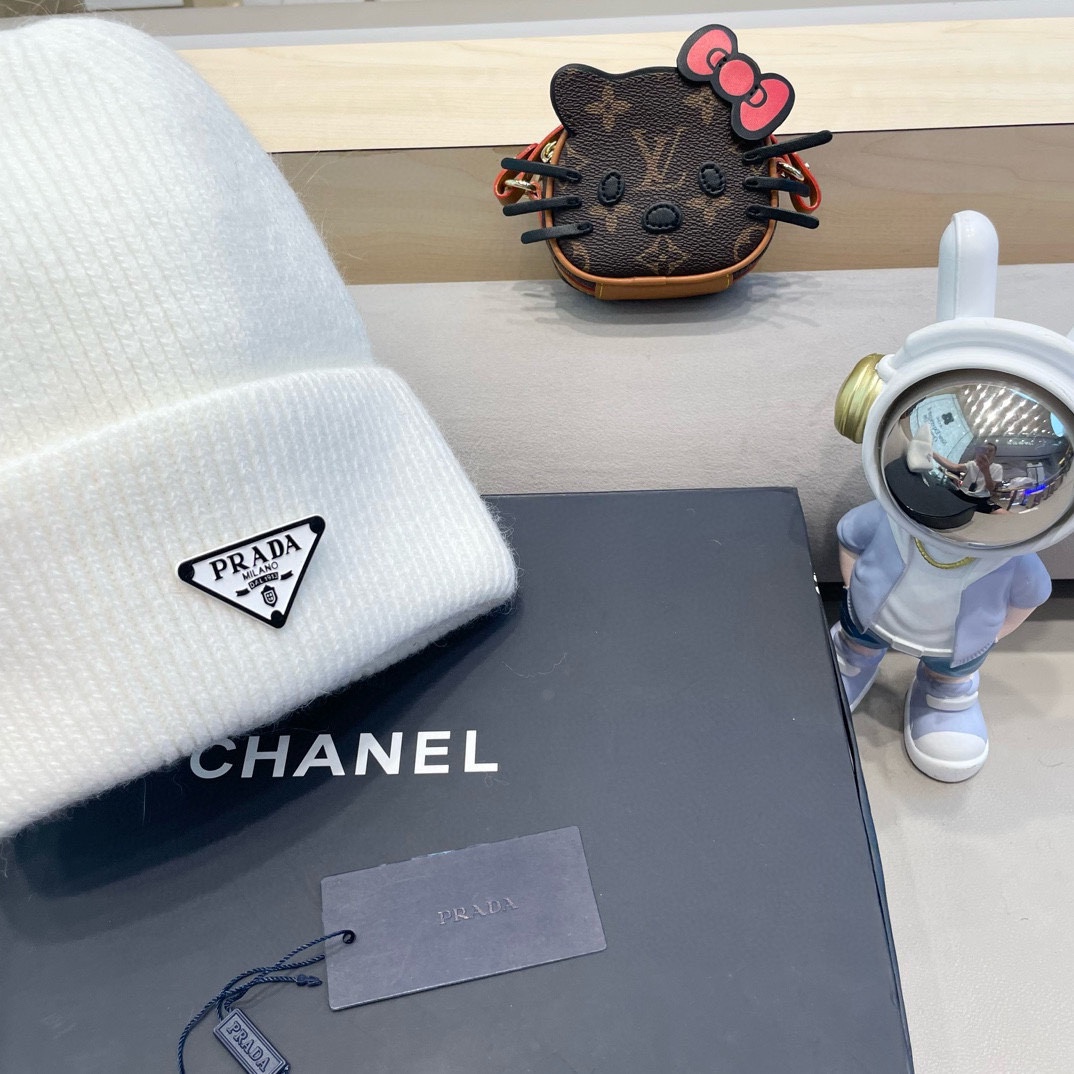 Prada兔毛粗线针织帽女秋冬2024新款毛线帽大头围针织帽男款白色冷帽子