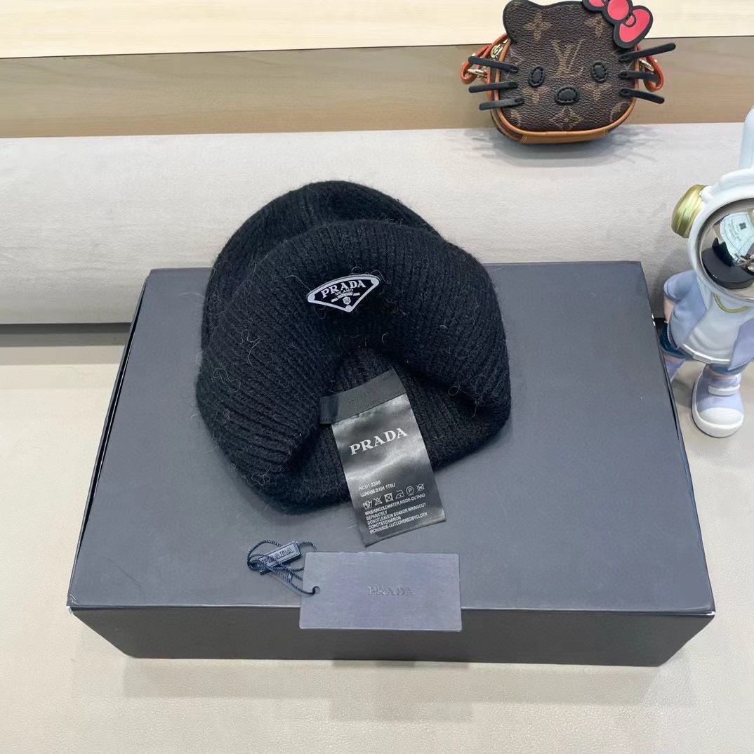 Prada兔毛粗线针织帽女秋冬2024新款毛线帽大头围针织帽男款白色冷帽子
