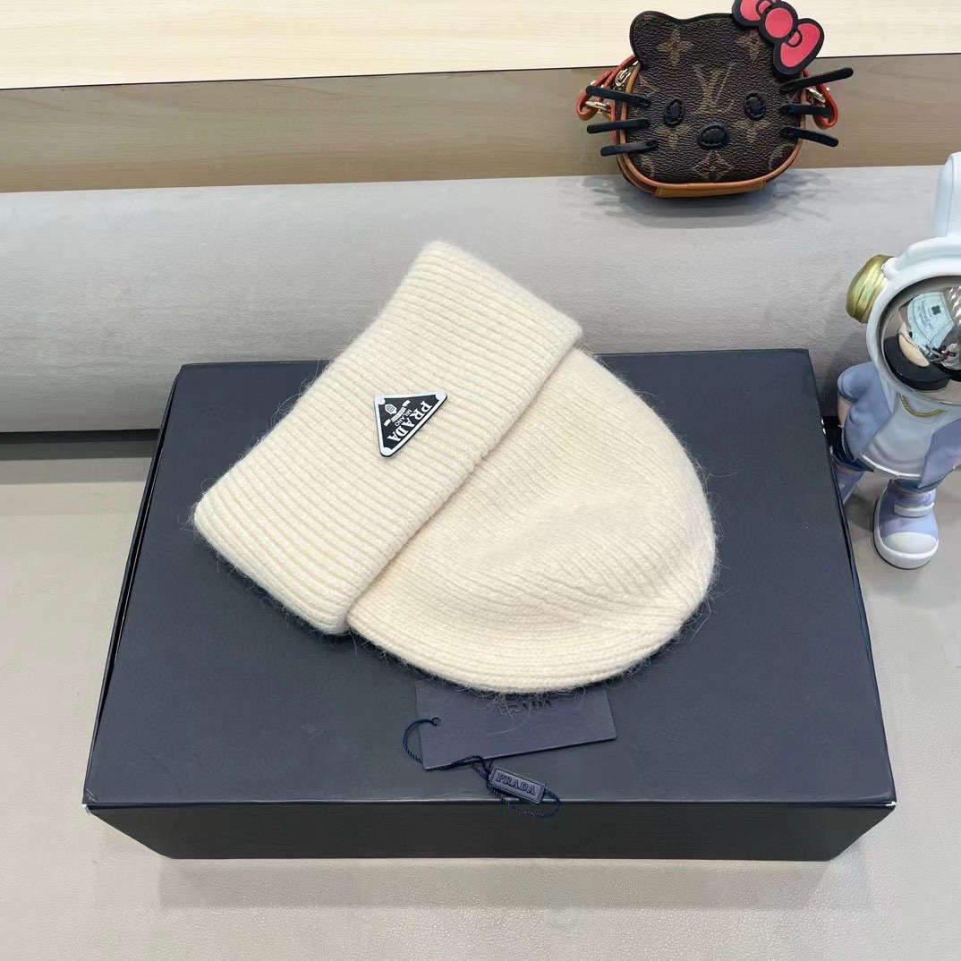 Prada兔毛粗线针织帽女秋冬2024新款毛线帽大头围针织帽男款白色冷帽子