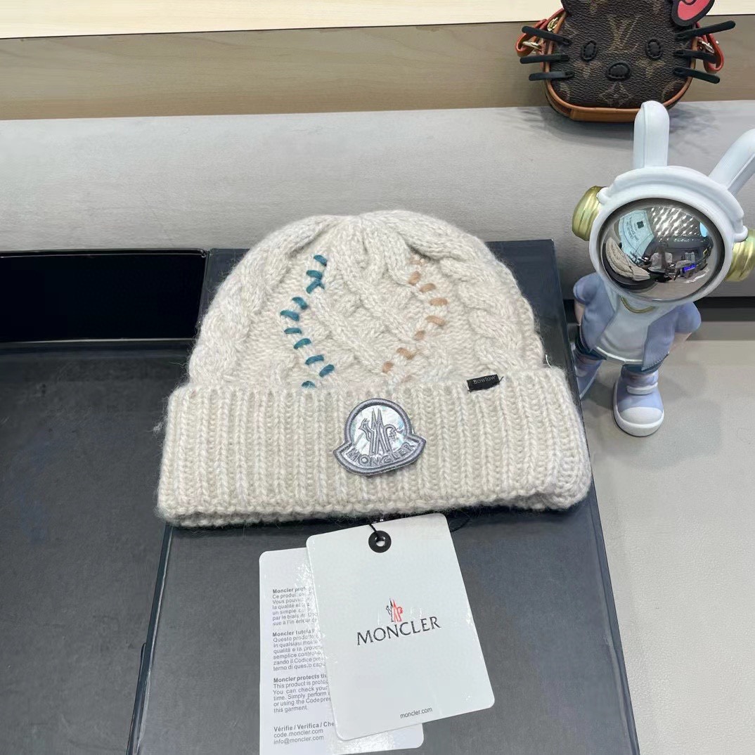 NO:587863,Mouth white woolen hat for women in winter to keep warm and cold, new twist knitted pullover hat, fisherman hat, baseball cap, knitted hat, hat, Moncler, espadrilles, hats19860909蒙口白毛线帽女冬防寒保暖加厚新款麻花针织套头帽帽子渔夫帽棒球帽针织帽,帽子,Moncler,espadrilles,hats,hat