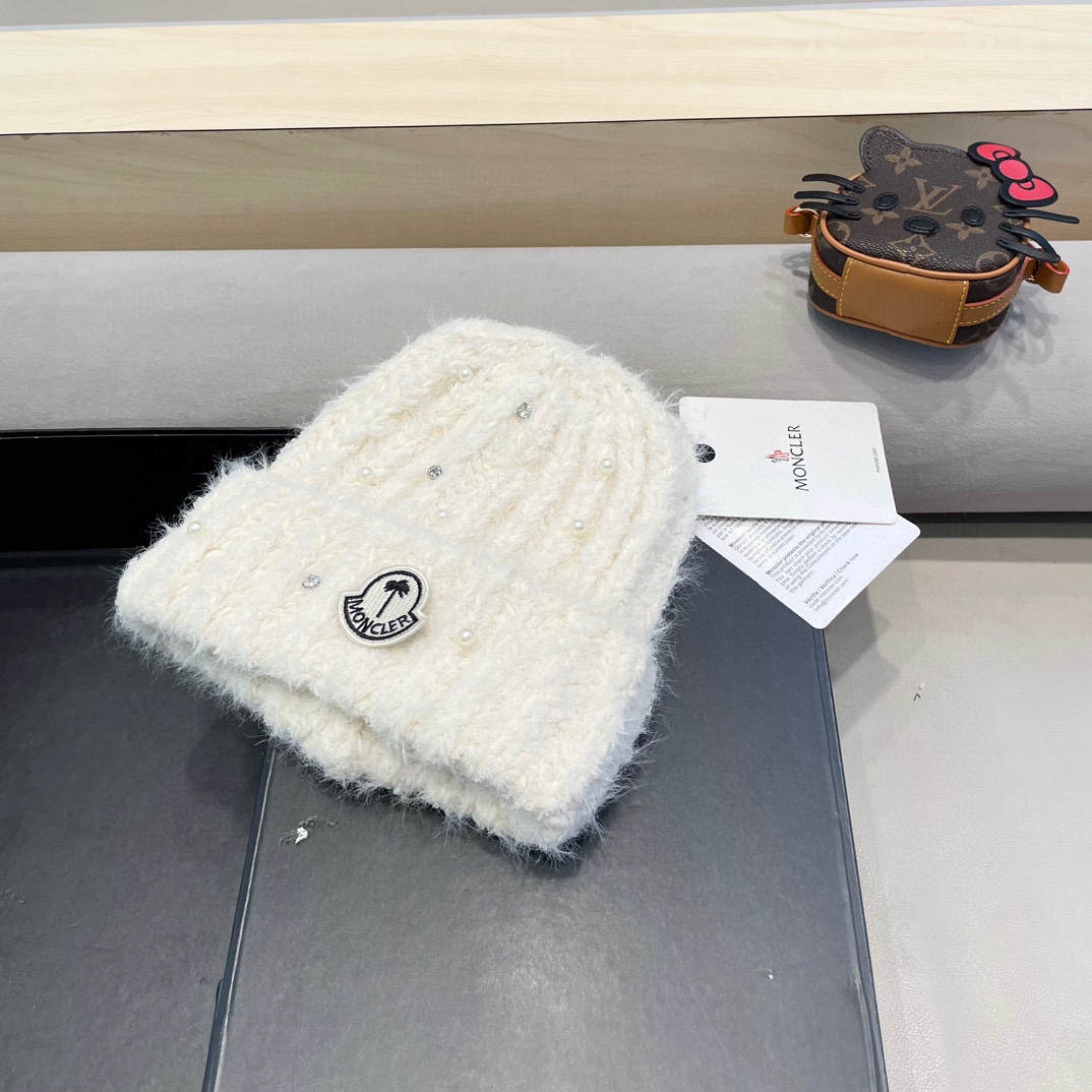 moncler冬季甜美百搭针织帽大头围毛线帽保暖针织帽珍珠装饰护耳帽套头帽