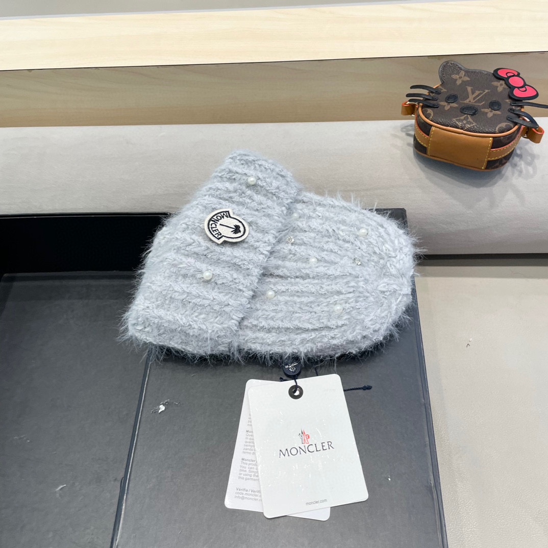 moncler冬季甜美百搭针织帽大头围毛线帽保暖针织帽珍珠装饰护耳帽套头帽