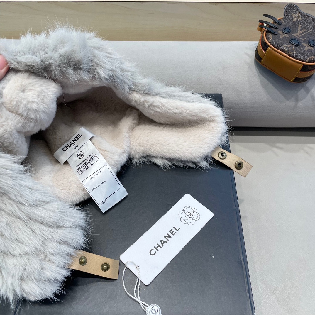 Chanel冬季仿皮草雷锋帽子女日系毛绒加厚护耳仿貂毛骑行保暖东北飞行帽