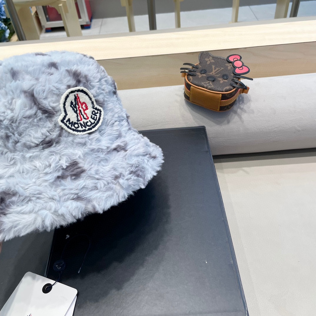 moncler韩版新款时尚扎染毛绒绒渔夫帽女款秋冬季日系休闲保暖遮脸盆帽潮