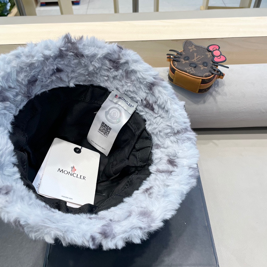 moncler韩版新款时尚扎染毛绒绒渔夫帽女款秋冬季日系休闲保暖遮脸盆帽潮
