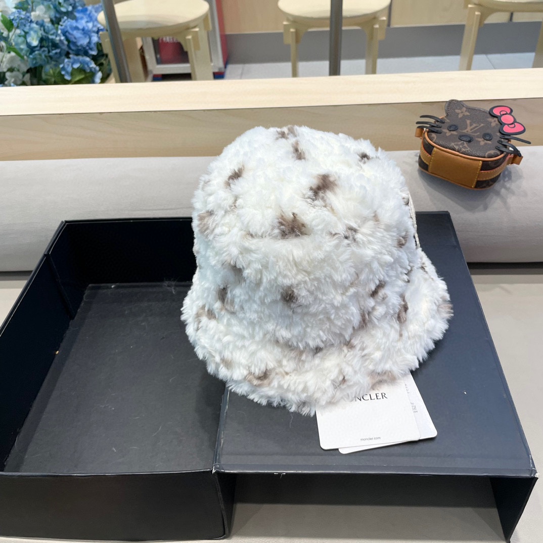 moncler韩版新款时尚扎染毛绒绒渔夫帽女款秋冬季日系休闲保暖遮脸盆帽潮