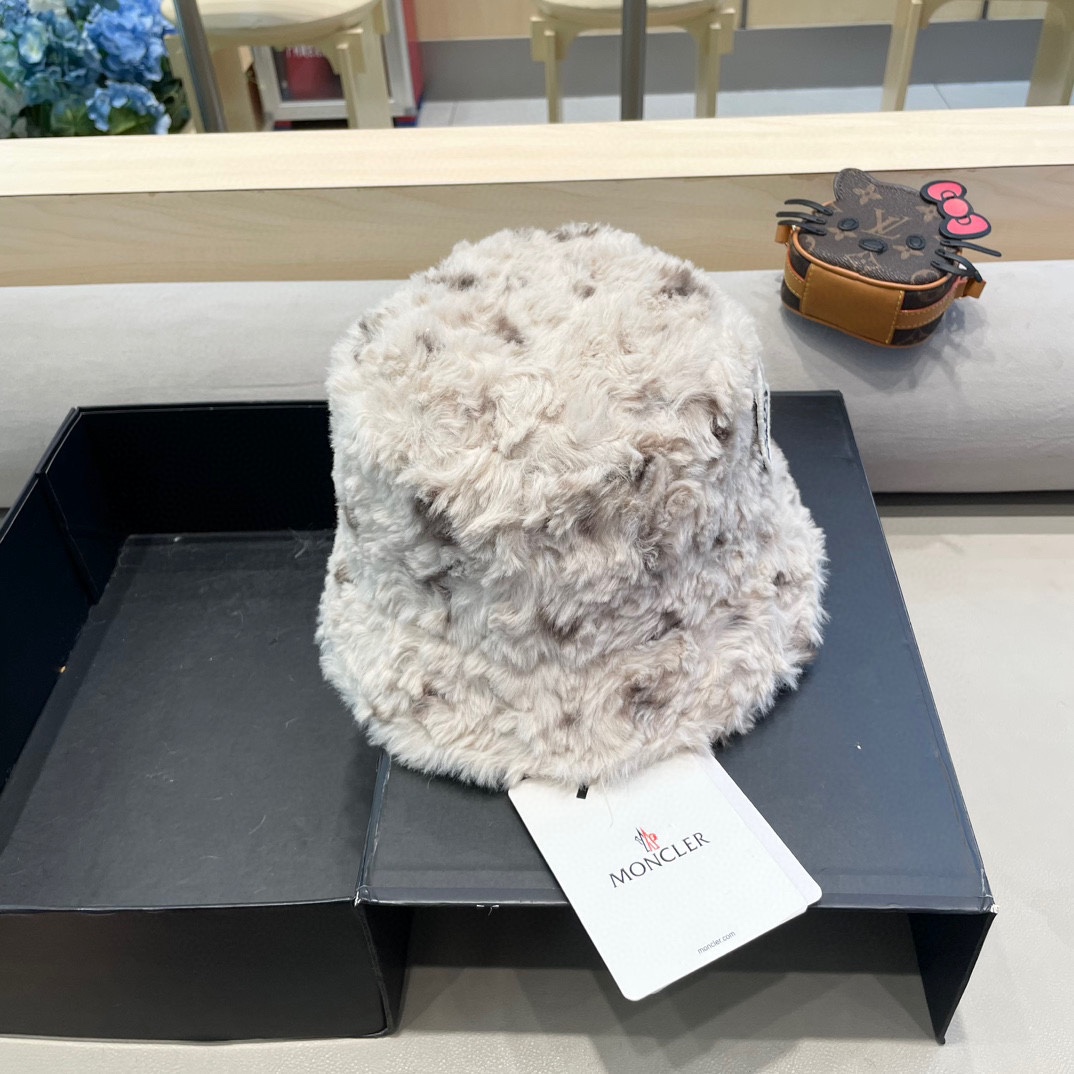 moncler韩版新款时尚扎染毛绒绒渔夫帽女款秋冬季日系休闲保暖遮脸盆帽潮