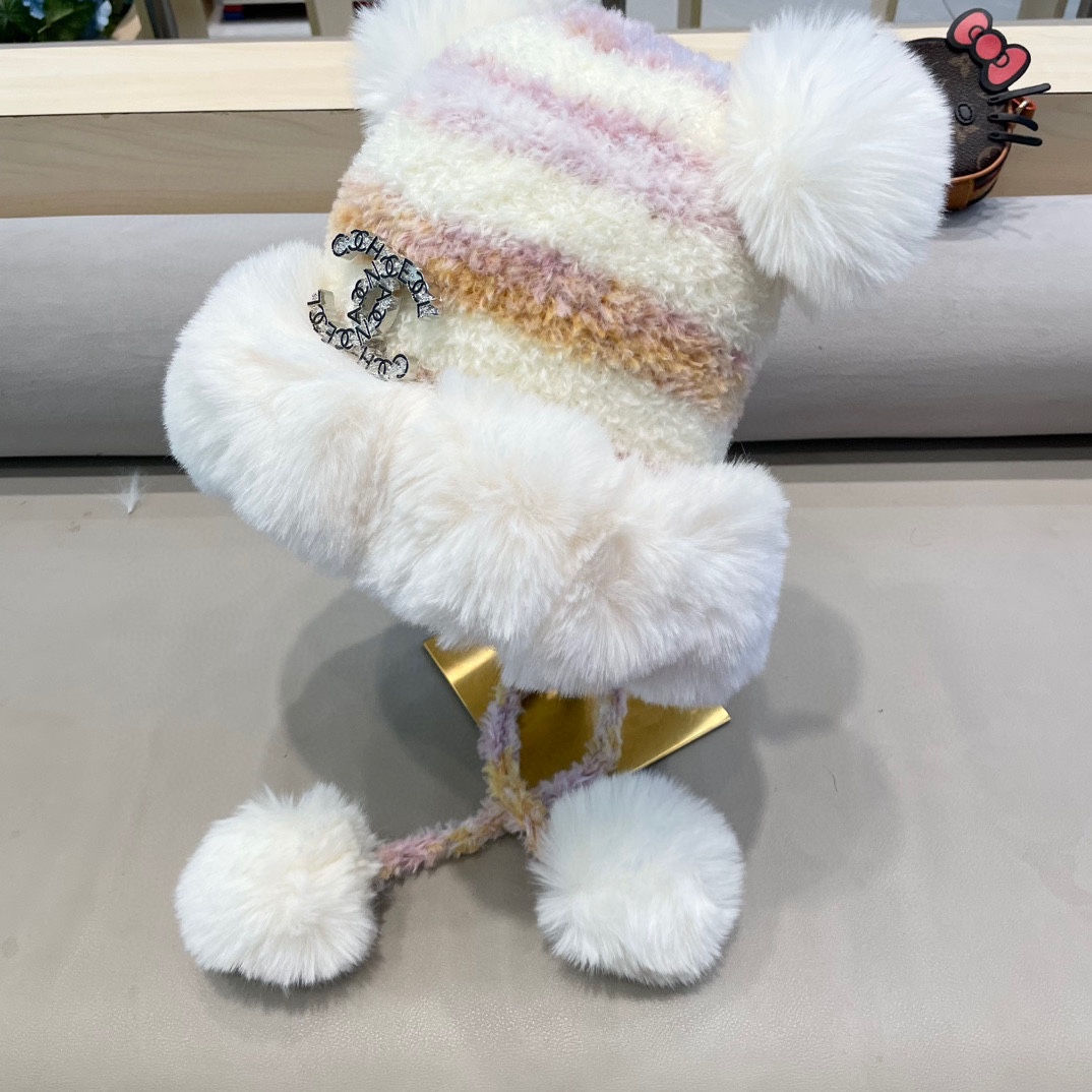 Chanel2024秋冬季新款加厚羊羔绒渔夫帽子女加厚保暖户外防寒百搭护耳帽