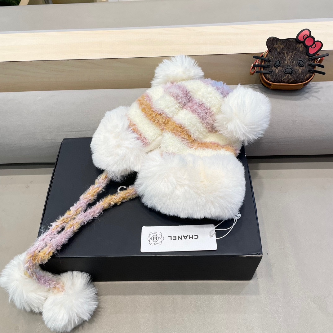 Chanel2024秋冬季新款加厚羊羔绒渔夫帽子女加厚保暖户外防寒百搭护耳帽