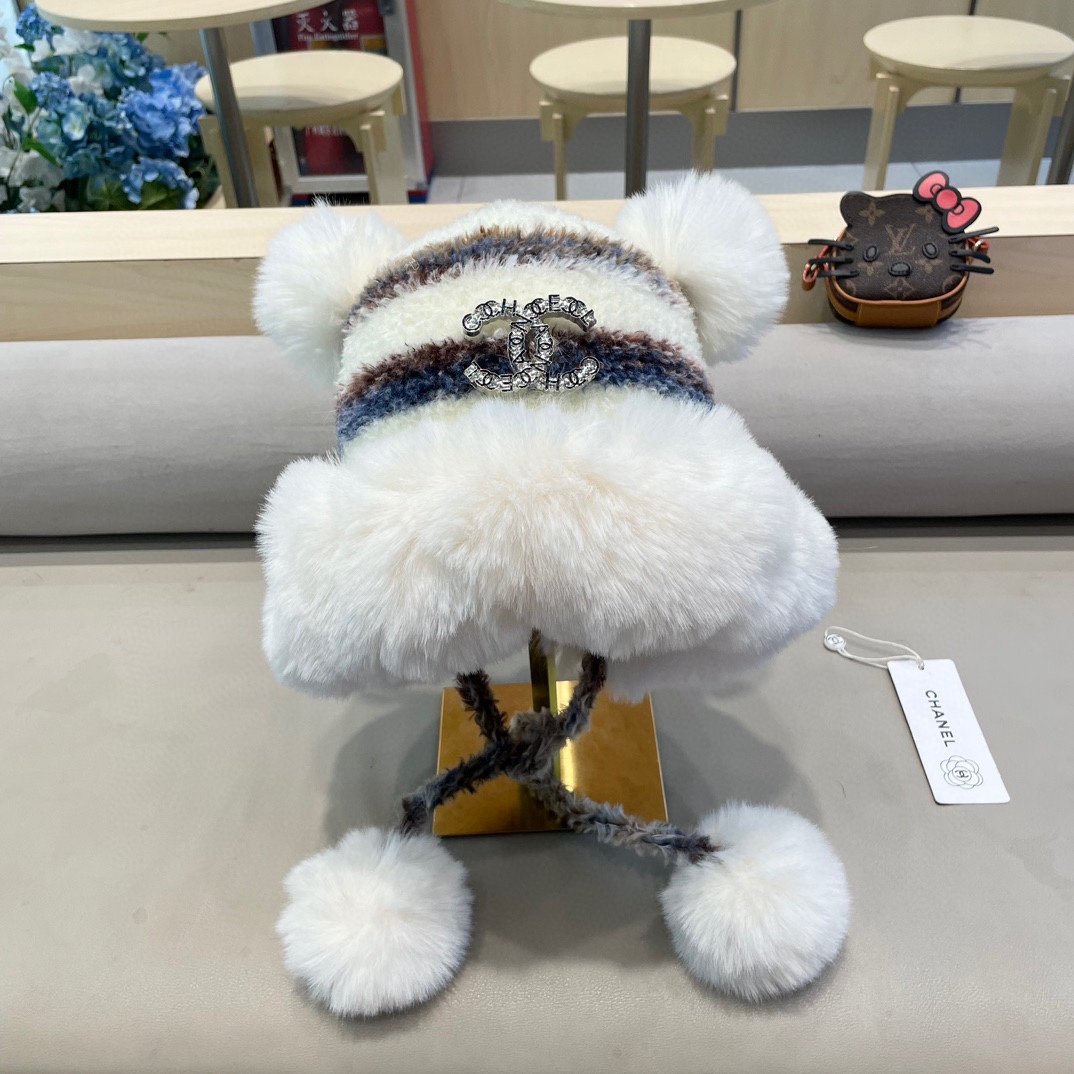 Chanel2024秋冬季新款加厚羊羔绒渔夫帽子女加厚保暖户外防寒百搭护耳帽
