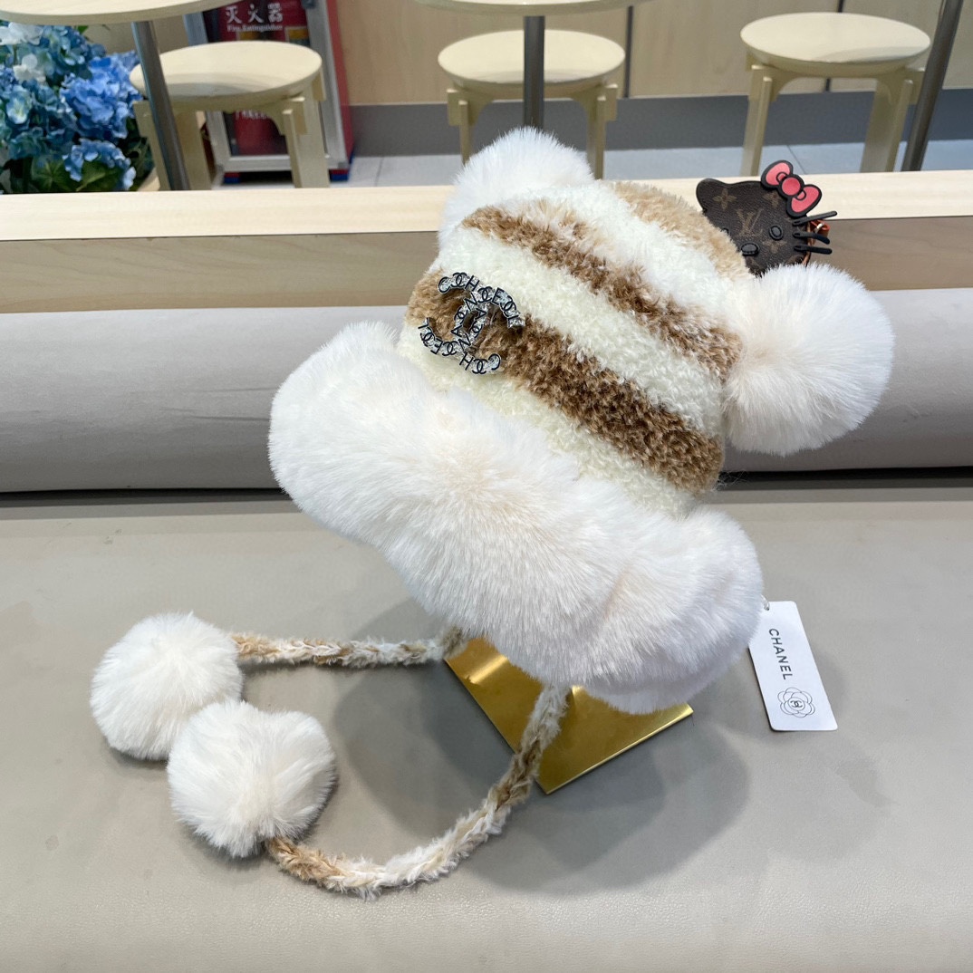 Chanel2024秋冬季新款加厚羊羔绒渔夫帽子女加厚保暖户外防寒百搭护耳帽