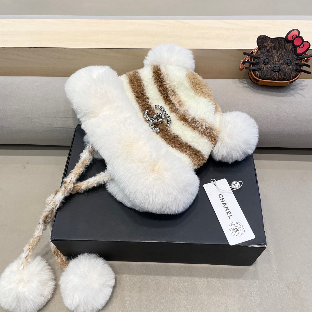Chanel2024秋冬季新款加厚羊羔绒渔夫帽子女加厚保暖户外防寒百搭护耳帽