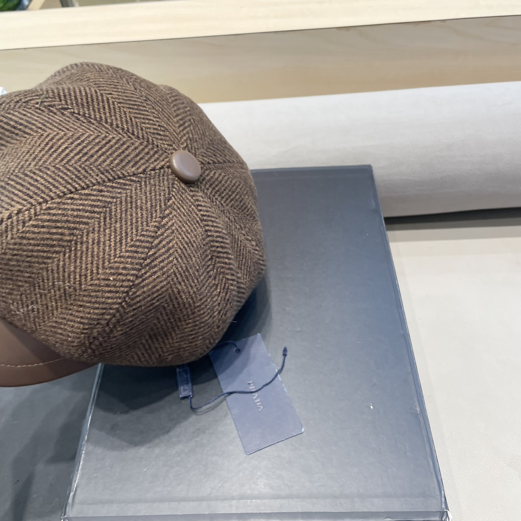 普拉达Prada秋冬新款韩版英伦格子毛呢皮檐八角帽女时尚百搭休闲复古画家帽潮