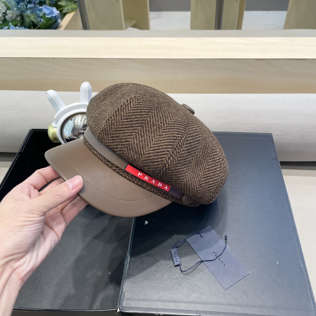 普拉达Prada秋冬新款韩版英伦格子毛呢皮檐八角帽女时尚百搭休闲复古画家帽潮