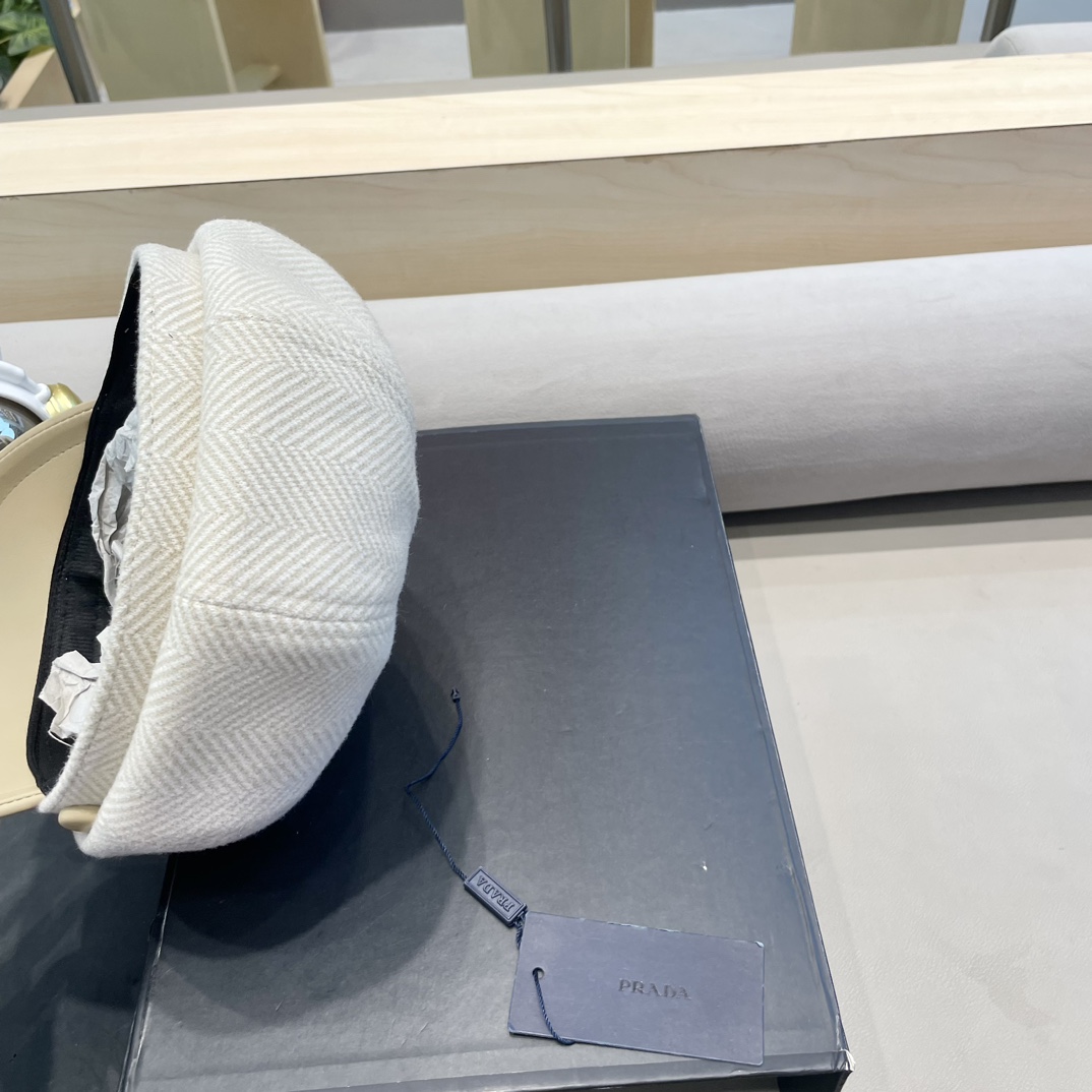 普拉达Prada秋冬新款韩版英伦格子毛呢皮檐八角帽女时尚百搭休闲复古画家帽潮