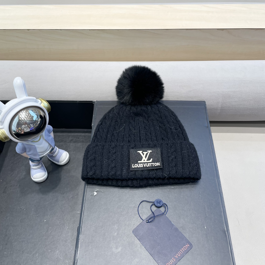 lv路易威登帽子女秋冬毛线帽韩版针织帽女士百搭毛球帽护耳冬季套头潮加厚帽