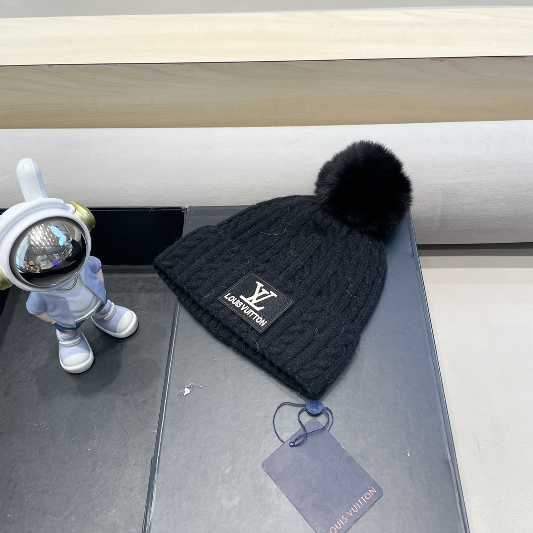 lv路易威登帽子女秋冬毛线帽韩版针织帽女士百搭毛球帽护耳冬季套头潮加厚帽