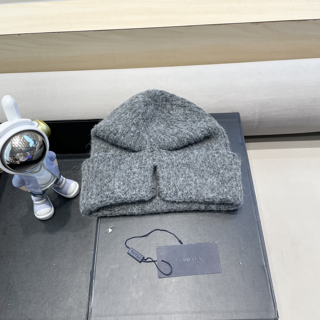  普拉达Prada立体版型显脸小秋冬百搭针织帽护耳保暖堆堆帽大头围月子毛线帽子