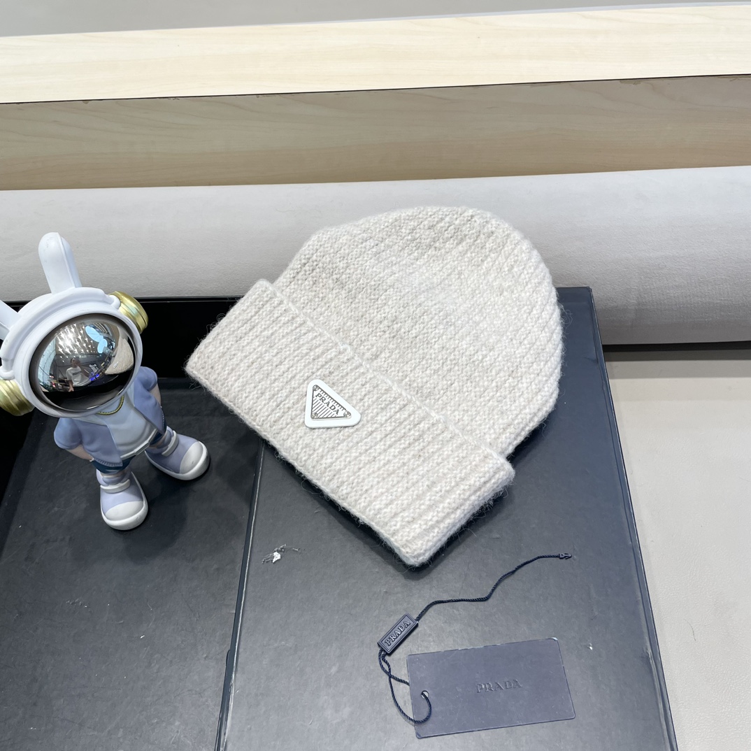  普拉达Prada立体版型显脸小秋冬百搭针织帽护耳保暖堆堆帽大头围月子毛线帽子