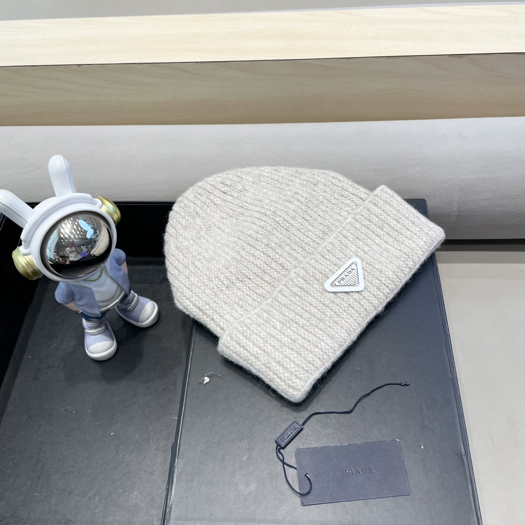  普拉达Prada立体版型显脸小秋冬百搭针织帽护耳保暖堆堆帽大头围月子毛线帽子