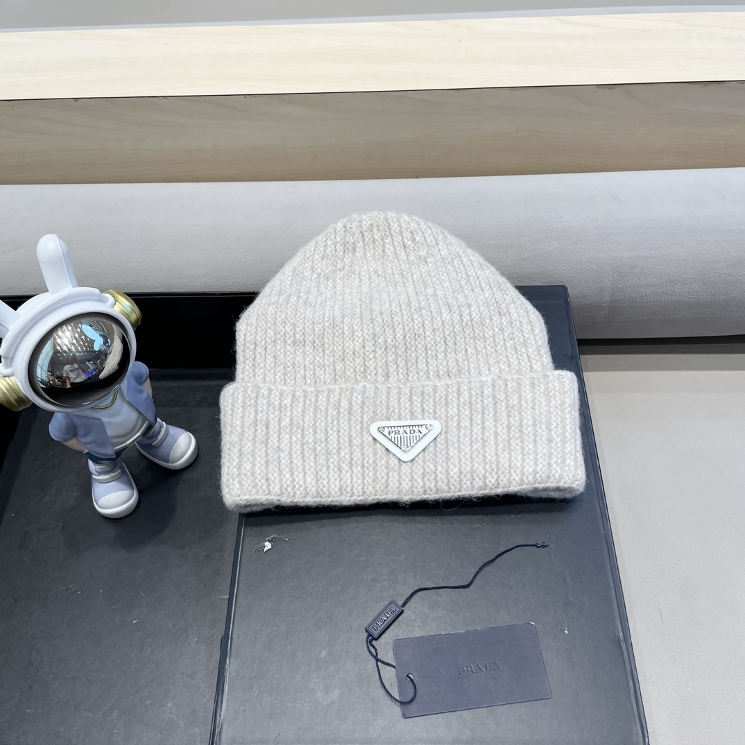  普拉达Prada立体版型显脸小秋冬百搭针织帽护耳保暖堆堆帽大头围月子毛线帽子