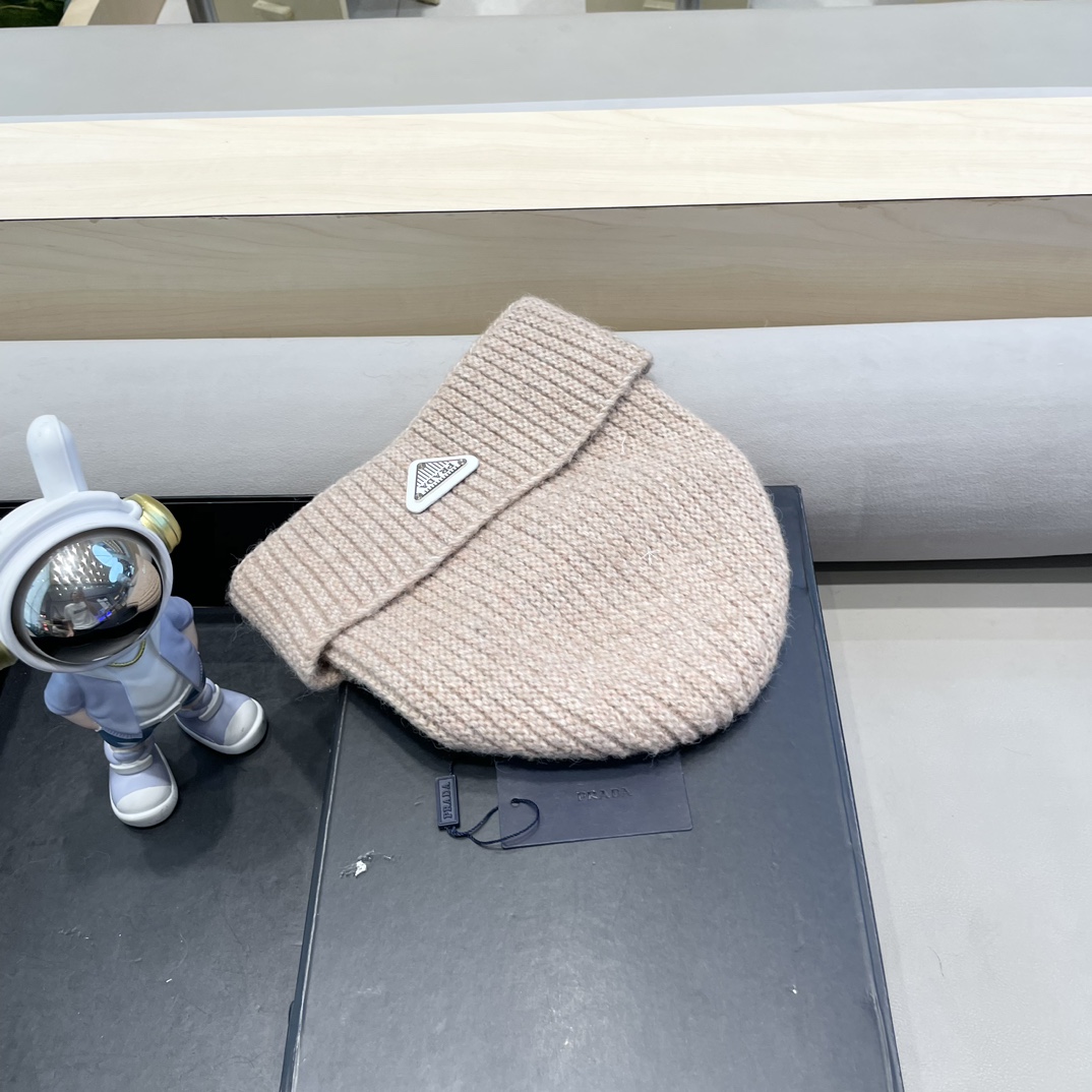  普拉达Prada立体版型显脸小秋冬百搭针织帽护耳保暖堆堆帽大头围月子毛线帽子