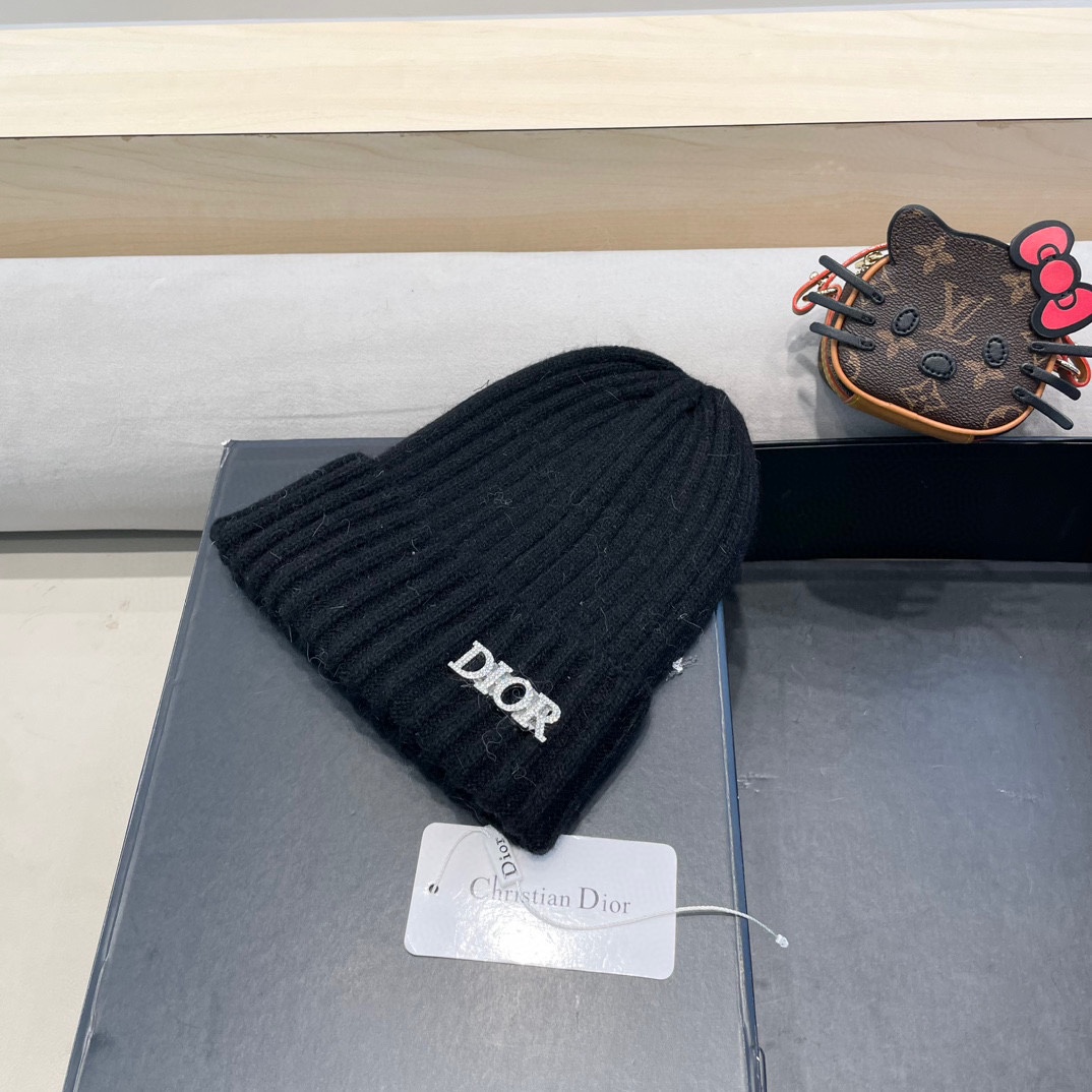 Dior 迪奥针织毛线帽，兔毛线帽👉