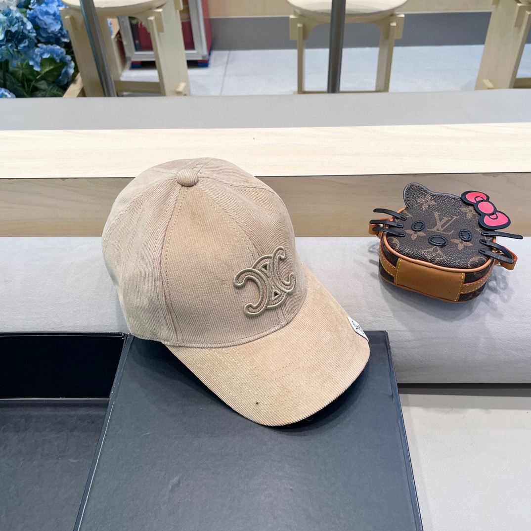 CELINE 塞琳 新款 🆕 棒球帽 🧢 原单棒球帽 🧢原版1.1复刻 （对比 🆚 市场通货 logo比