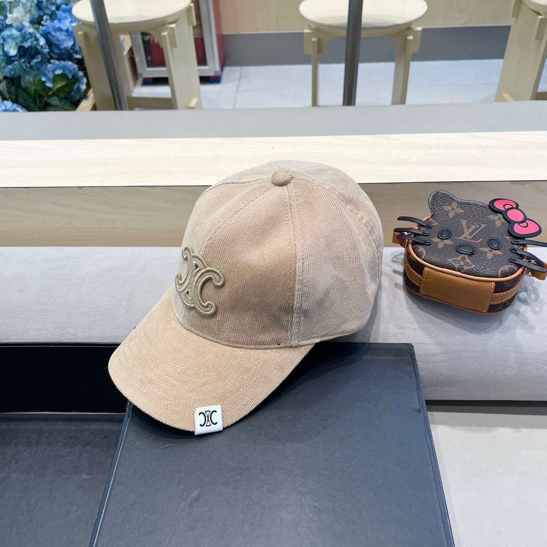 CELINE 塞琳 新款 🆕 棒球帽 🧢 原单棒球帽 🧢原版1.1复刻 （对比 🆚 市场通货 logo比