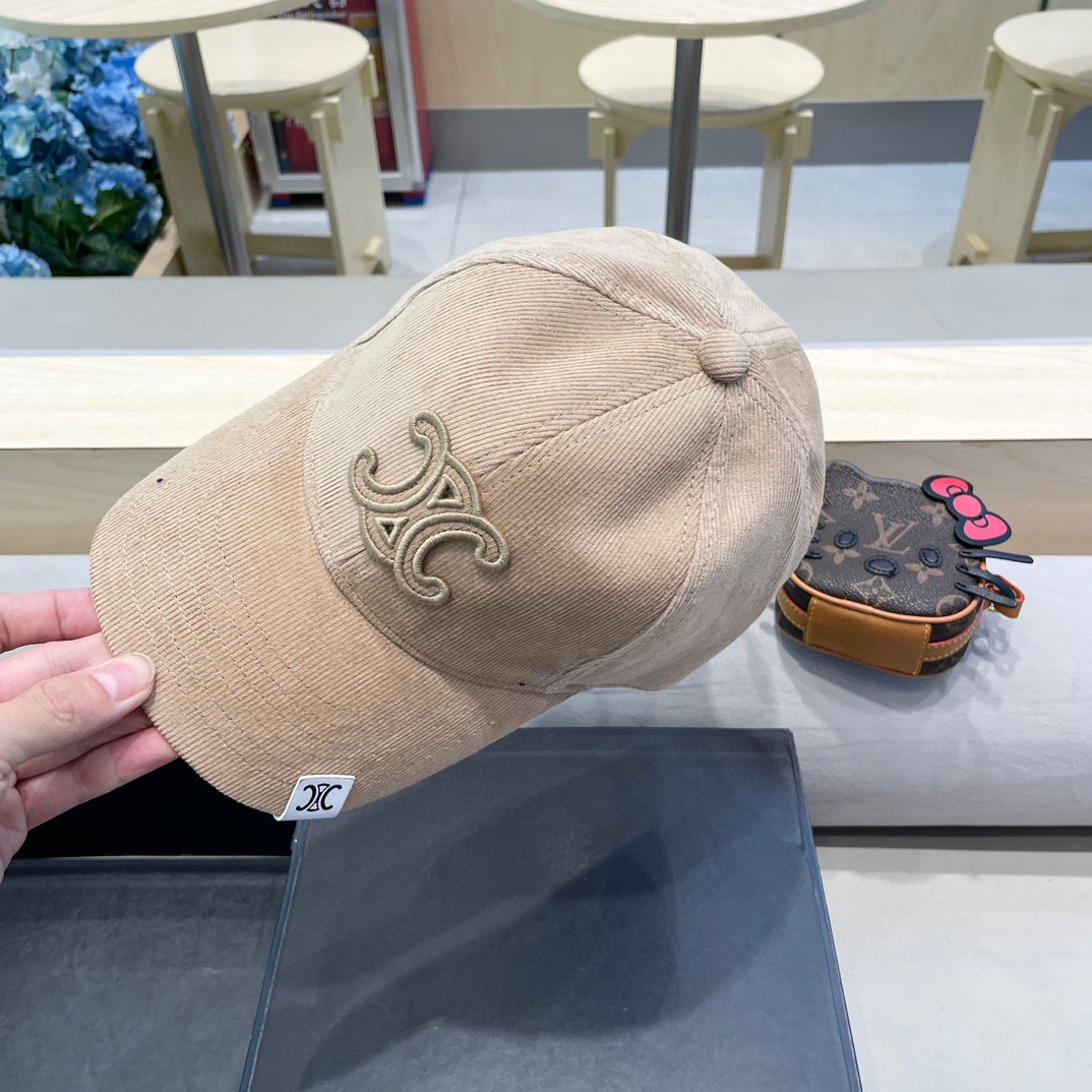 CELINE 塞琳 新款 🆕 棒球帽 🧢 原单棒球帽 🧢原版1.1复刻 （对比 🆚 市场通货 logo比