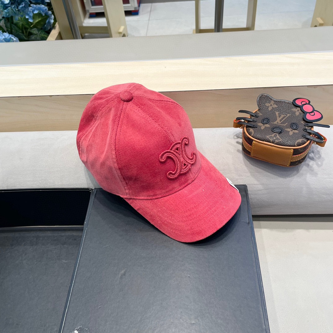 CELINE 塞琳 新款 🆕 棒球帽 🧢 原单棒球帽 🧢原版1.1复刻 （对比 🆚 市场通货 logo比