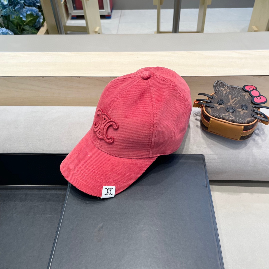CELINE 塞琳 新款 🆕 棒球帽 🧢 原单棒球帽 🧢原版1.1复刻 （对比 🆚 市场通货 logo比