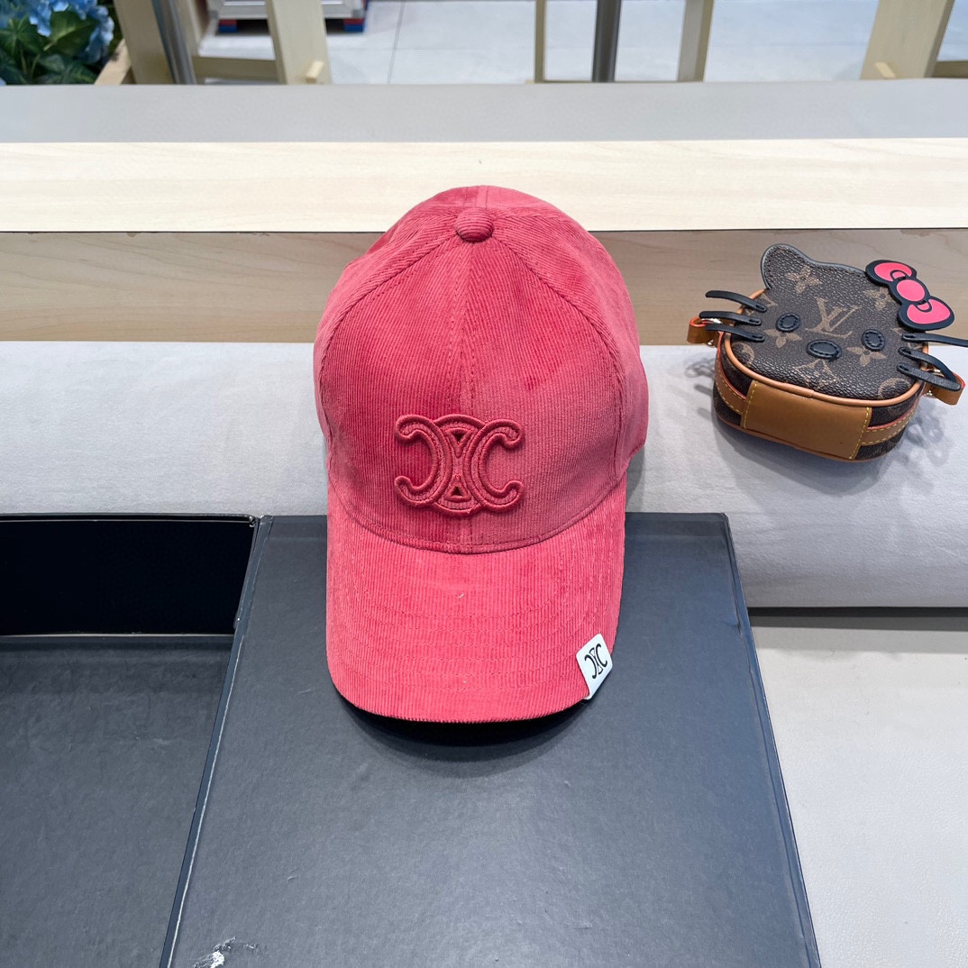 CELINE 塞琳 新款 🆕 棒球帽 🧢 原单棒球帽 🧢原版1.1复刻 （对比 🆚 市场通货 logo比
