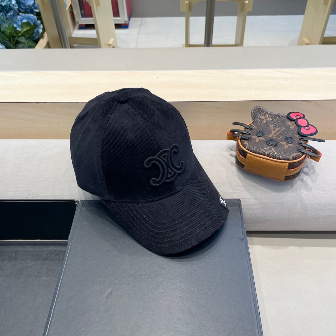CELINE 塞琳 新款 🆕 棒球帽 🧢 原单棒球帽 🧢原版1.1复刻 （对比 🆚 市场通货 logo比