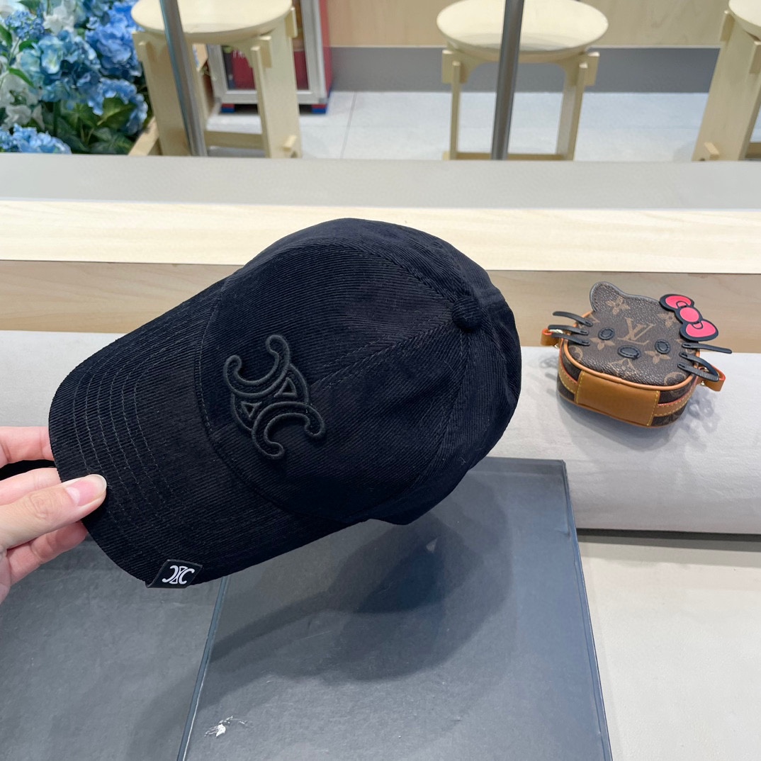CELINE 塞琳 新款 🆕 棒球帽 🧢 原单棒球帽 🧢原版1.1复刻 （对比 🆚 市场通货 logo比