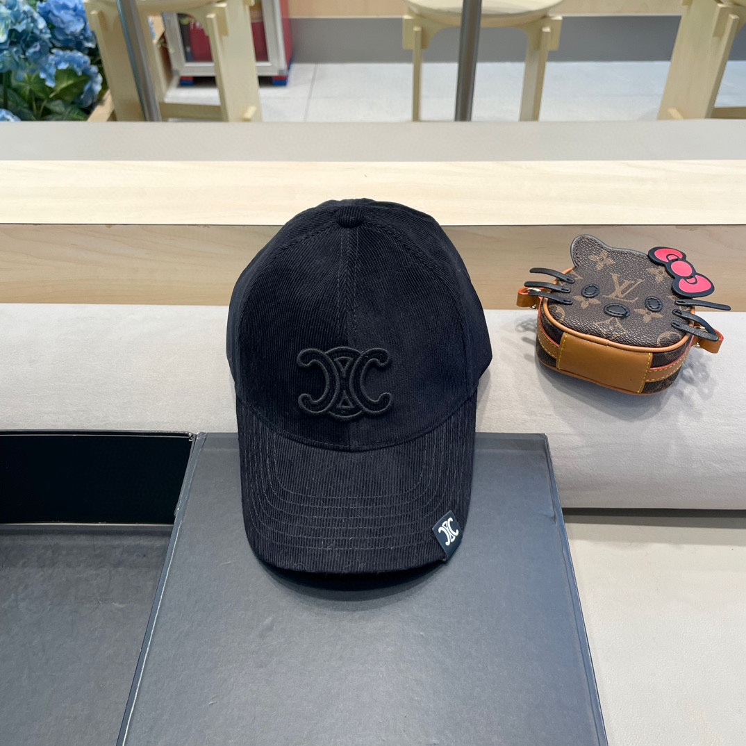 CELINE 塞琳 新款 🆕 棒球帽 🧢 原单棒球帽 🧢原版1.1复刻 （对比 🆚 市场通货 logo比