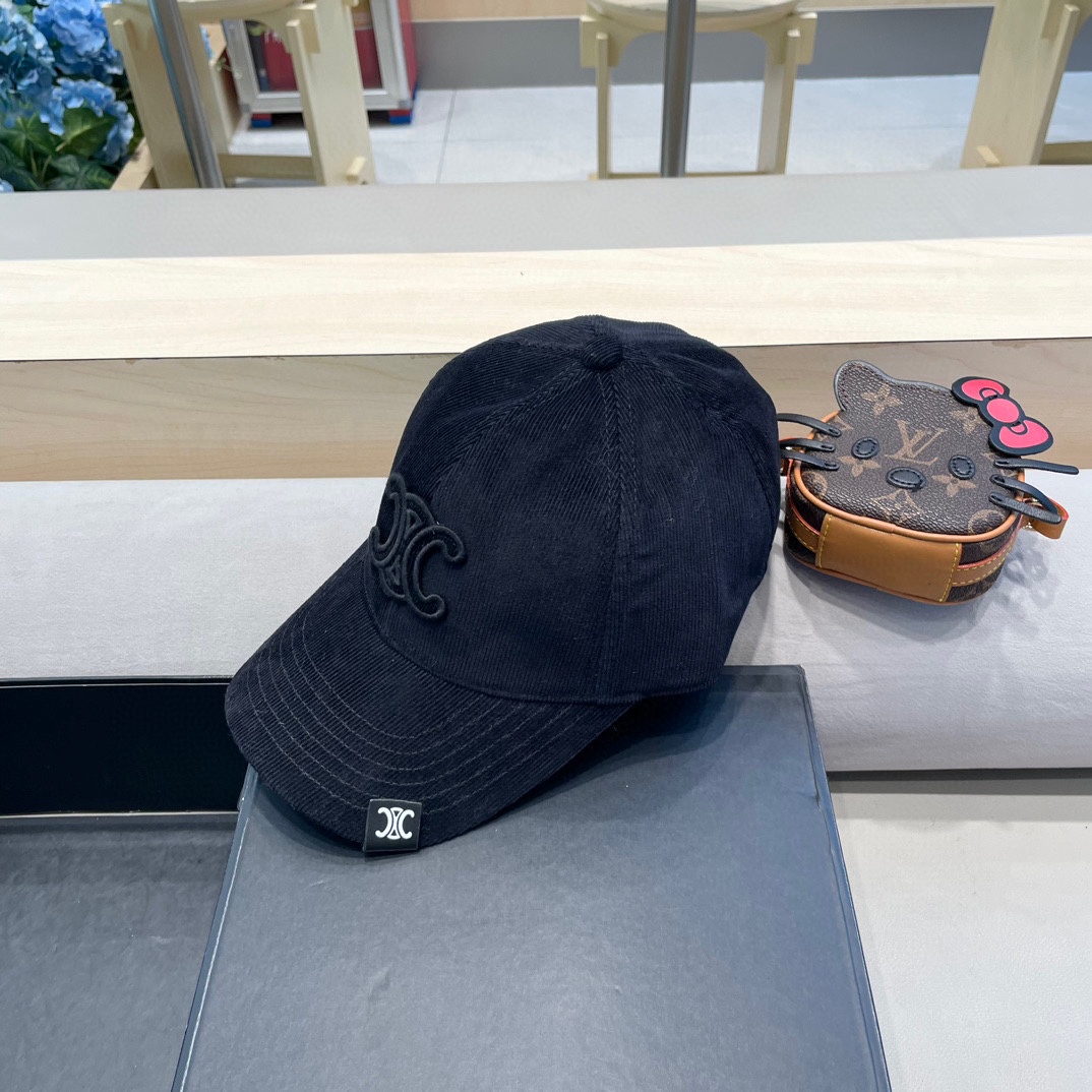 CELINE 塞琳 新款 🆕 棒球帽 🧢 原单棒球帽 🧢原版1.1复刻 （对比 🆚 市场通货 logo比