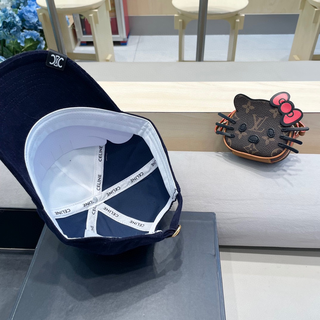 CELINE 塞琳 新款 🆕 棒球帽 🧢 原单棒球帽 🧢原版1.1复刻 （对比 🆚 市场通货 logo比