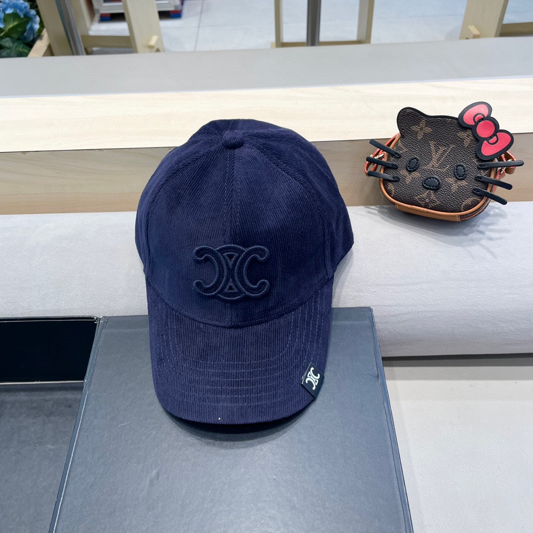 CELINE 塞琳 新款 🆕 棒球帽 🧢 原单棒球帽 🧢原版1.1复刻 （对比 🆚 市场通货 logo比