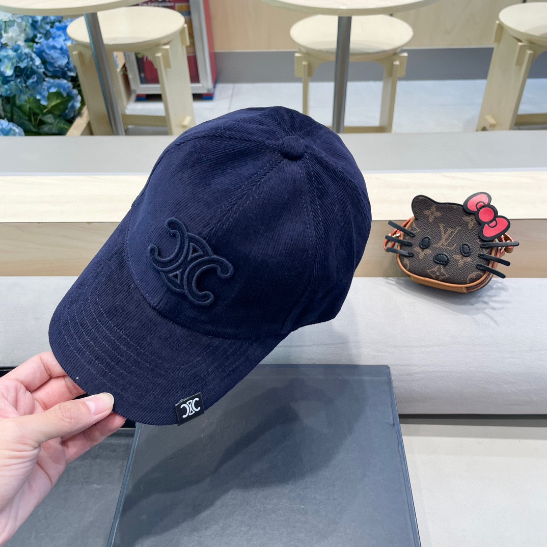 CELINE 塞琳 新款 🆕 棒球帽 🧢 原单棒球帽 🧢原版1.1复刻 （对比 🆚 市场通货 logo比