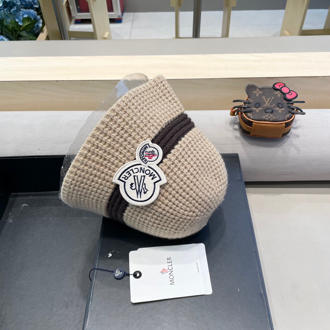 moncler秋冬渔夫帽织帽暖显脸小盆帽韩版拼色百搭帽子女针女保时尚毛线帽