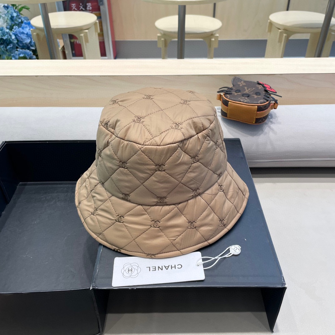 Chanel 超轻羽绒棉菱格渔夫帽保暖男女秋冬情侣时尚显脸小盆帽韩版百搭帽